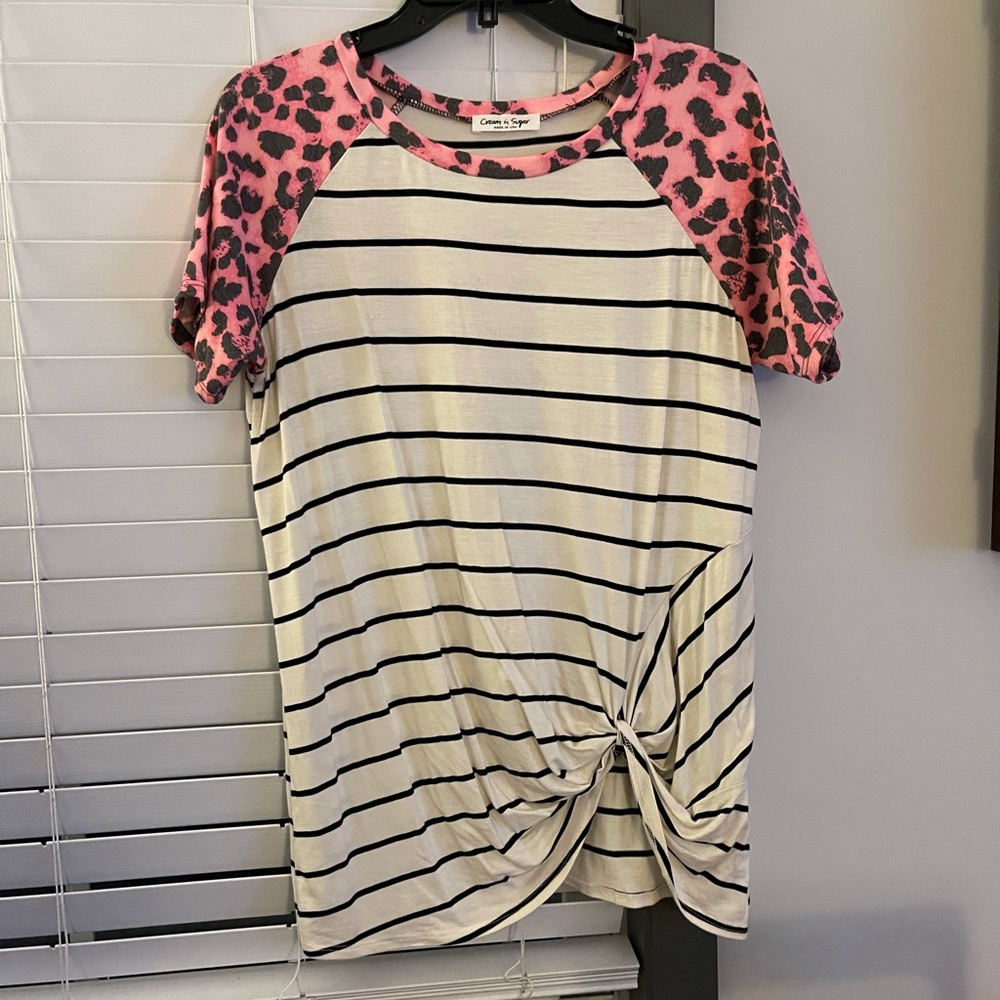 Cream n sugar. Size medium. NWOT